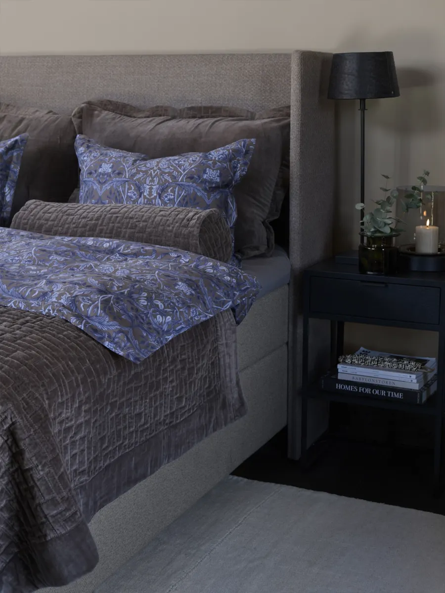 HALVOR BAKKE HAZENDAL SENGESETT - MIDNIGHT BLUE